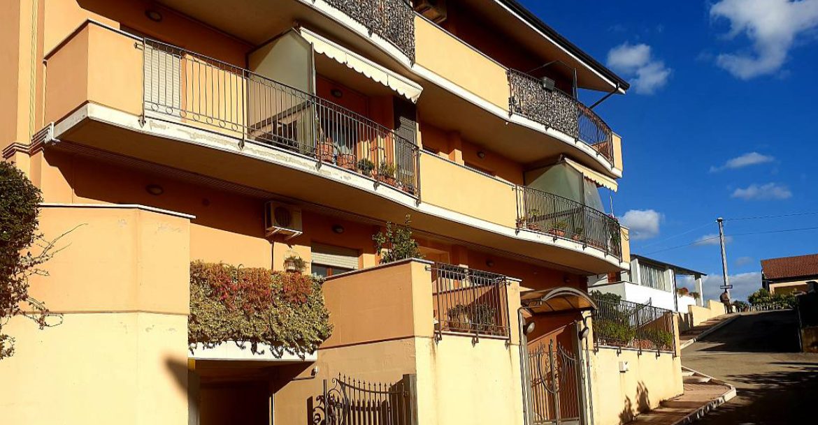 appartamento-in-vendita-in-via-alento-zona-scalo-brecciarola-a-chieti-4100494-2